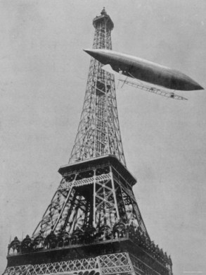 Rounding the tower in the No.6